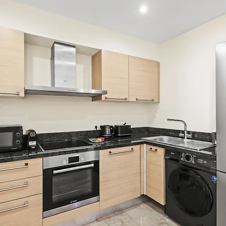 Downtown Finikoudes Lägenhet *